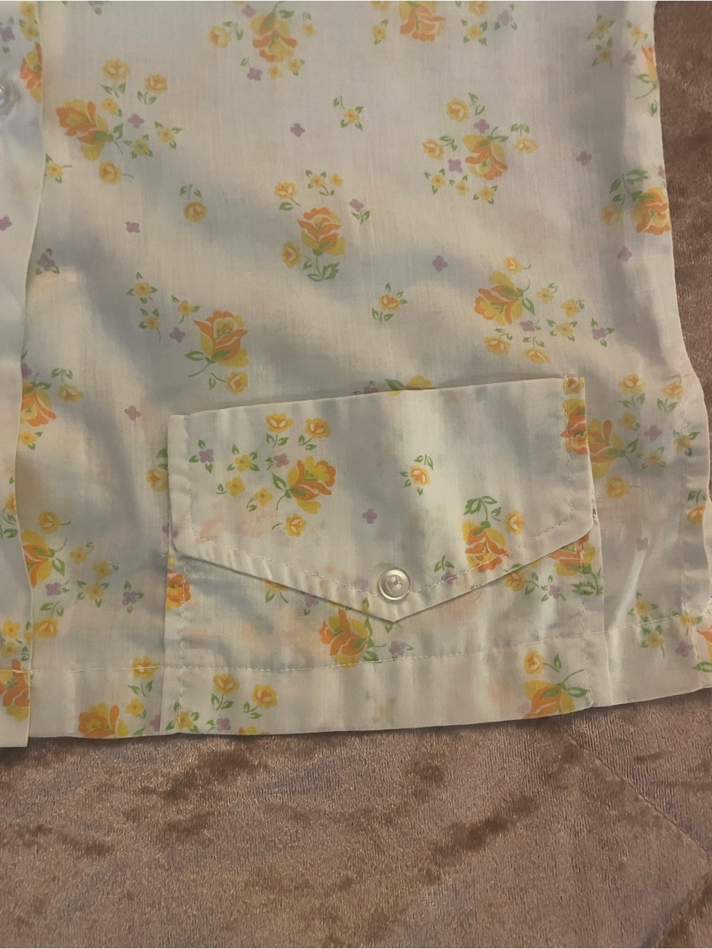 Vintage Sleeveless Floral Button-Front Top - Yellow Floral - Picture 2 of 8